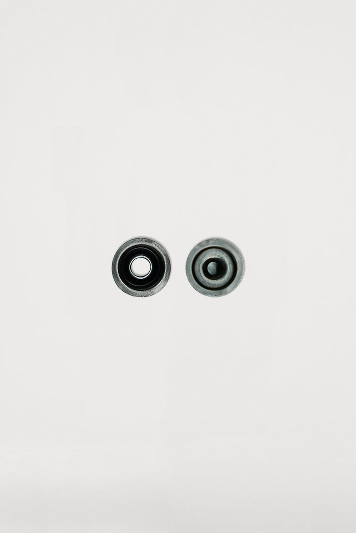 Πιέστε το κουμπί αρσενικό μαύρο (παλιό) - KOKADI